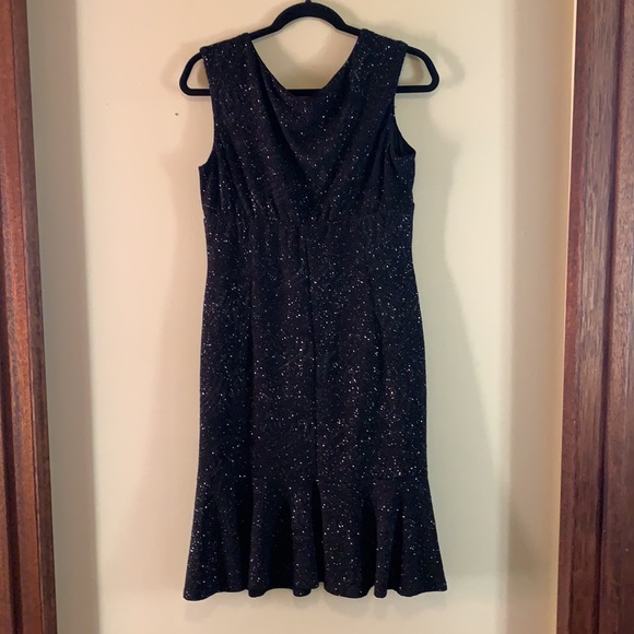 Dress - Picture 6 of 8